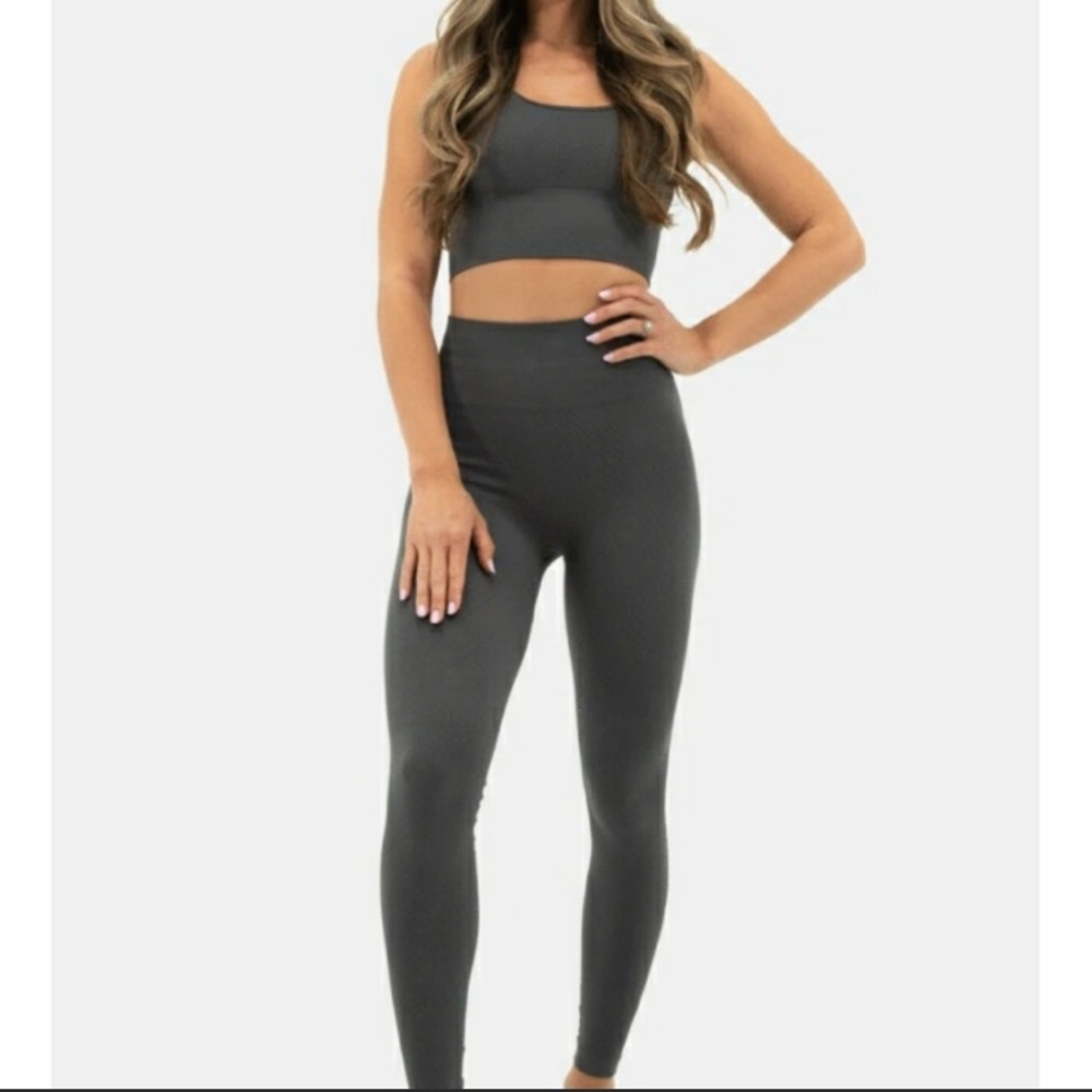Quartz Collection Energy Pant Graphite View 2
